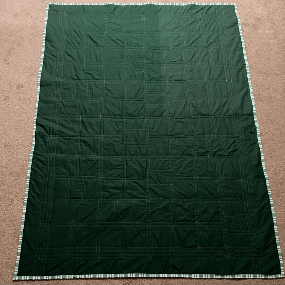 Handmade Patchwork Quilt in Cranberry Red, Green & Cream - Picture 3 of 13